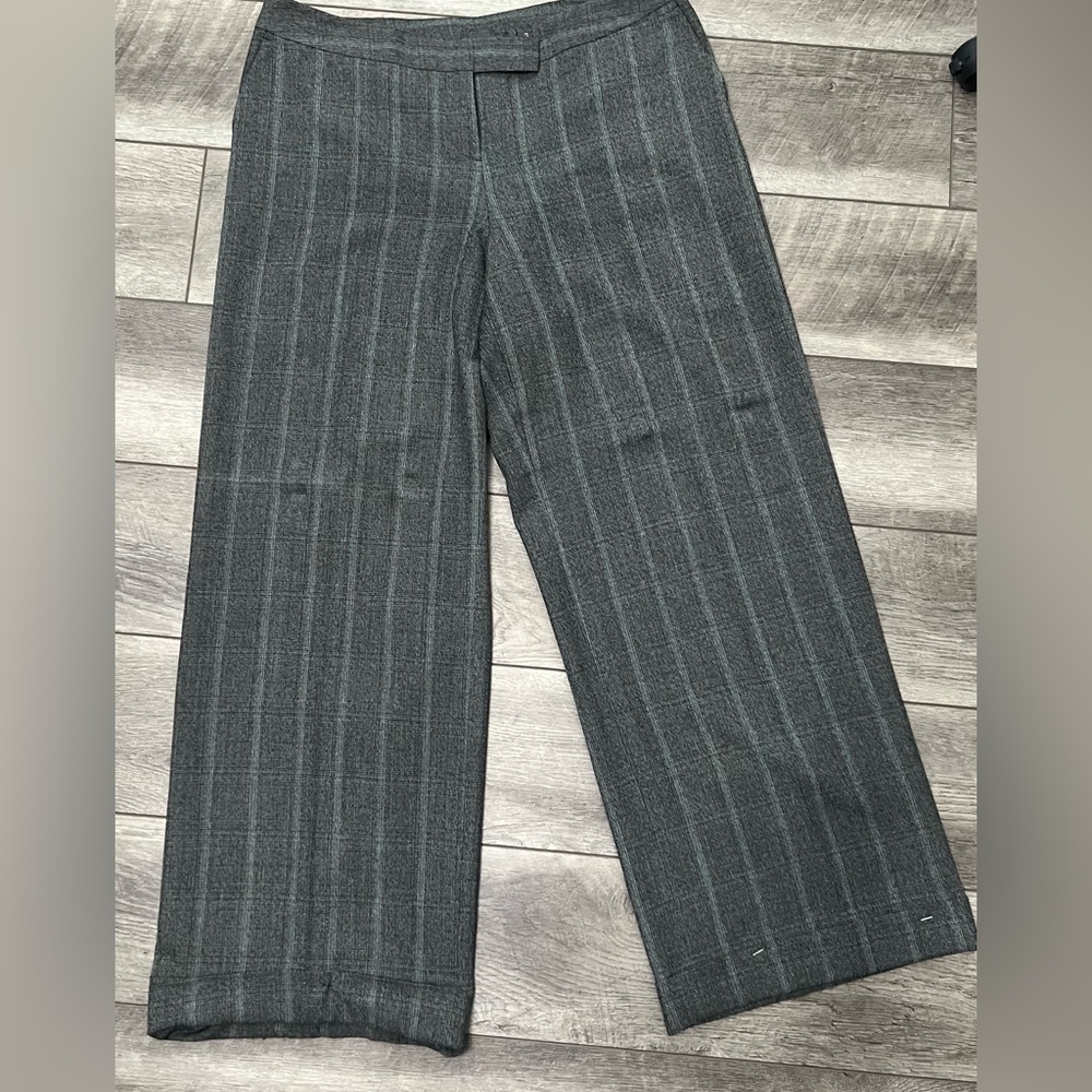 Wide leg dress pant. Size 16.